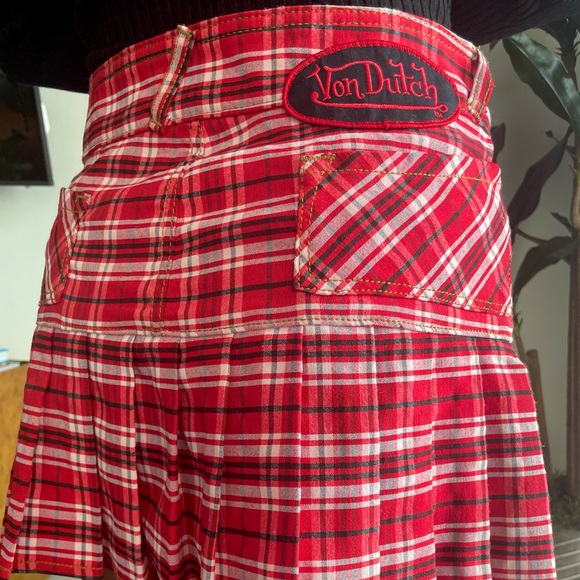 Vintage VON DUTCH Red Pleated Mini Skirt SZ SMALL - Picture 3 of 3
